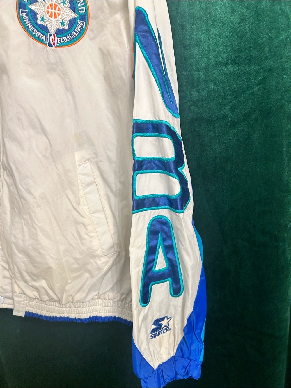 STARTER rare NBA Allstar 1994 Cream Windbreaker with Blue and Orange Accents - Picture 2 of 5